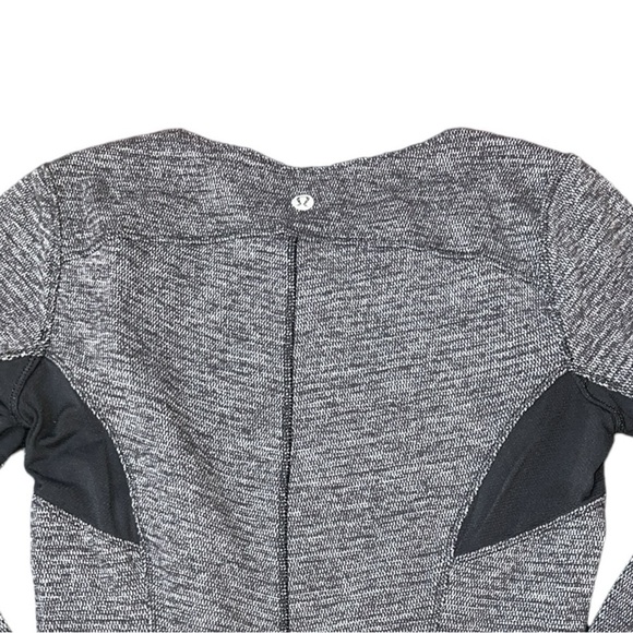 {EUC LuluLemon Base Runner Long Sleeve Top Mini Pique Heathered Black Size 4} - Picture 9 of 14
